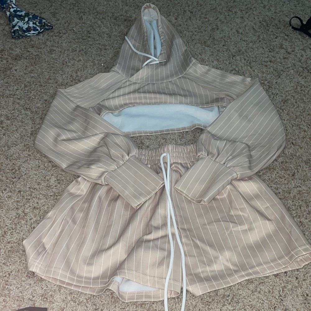 Short set